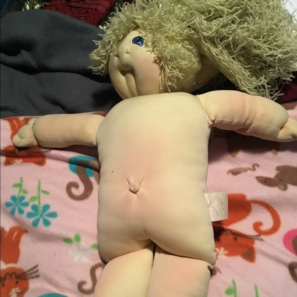 Original 1988 Cabbage patch doll......dual signed